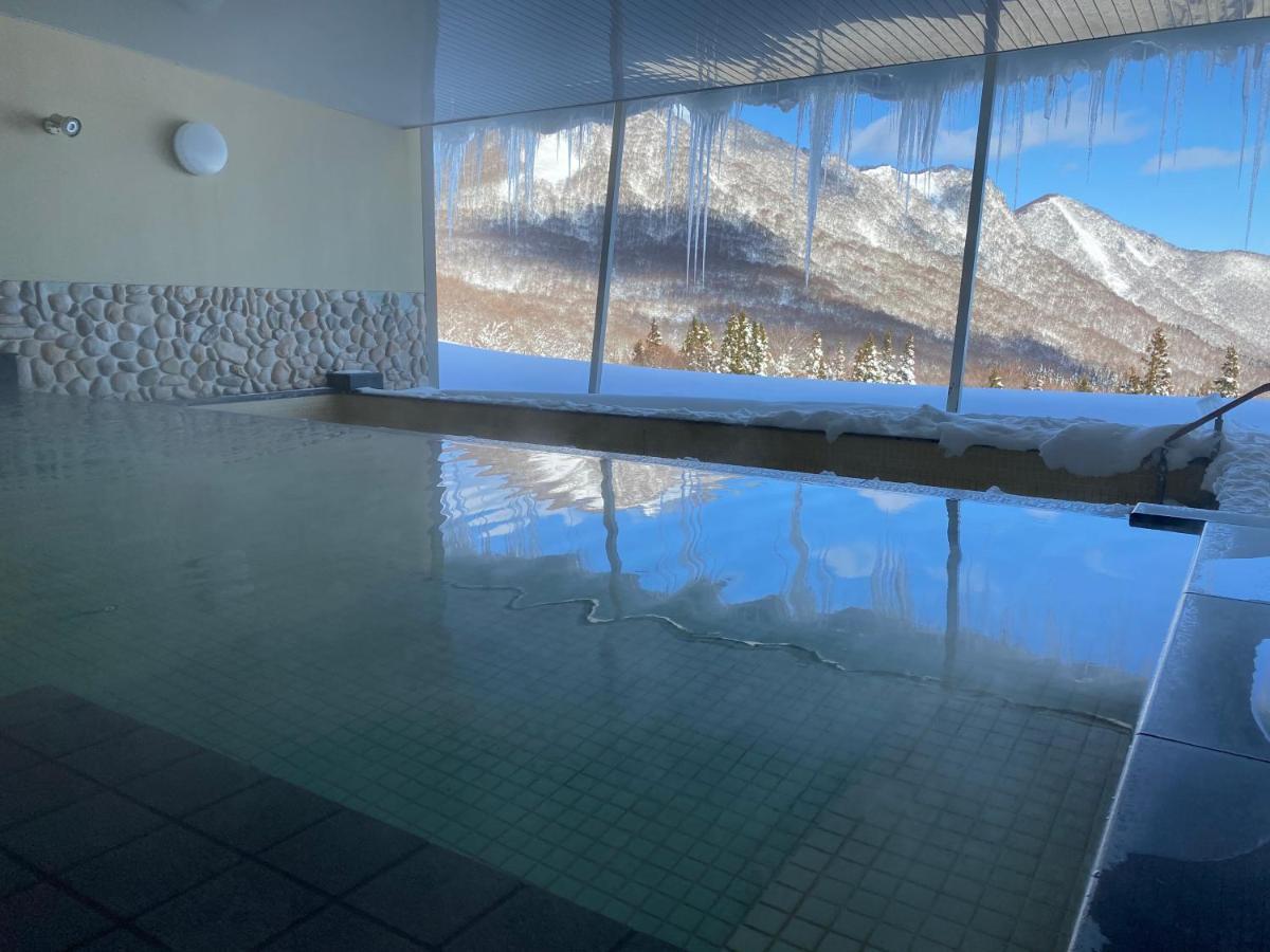 Отель 夏油高原スキー場 Китаками Экстерьер фото